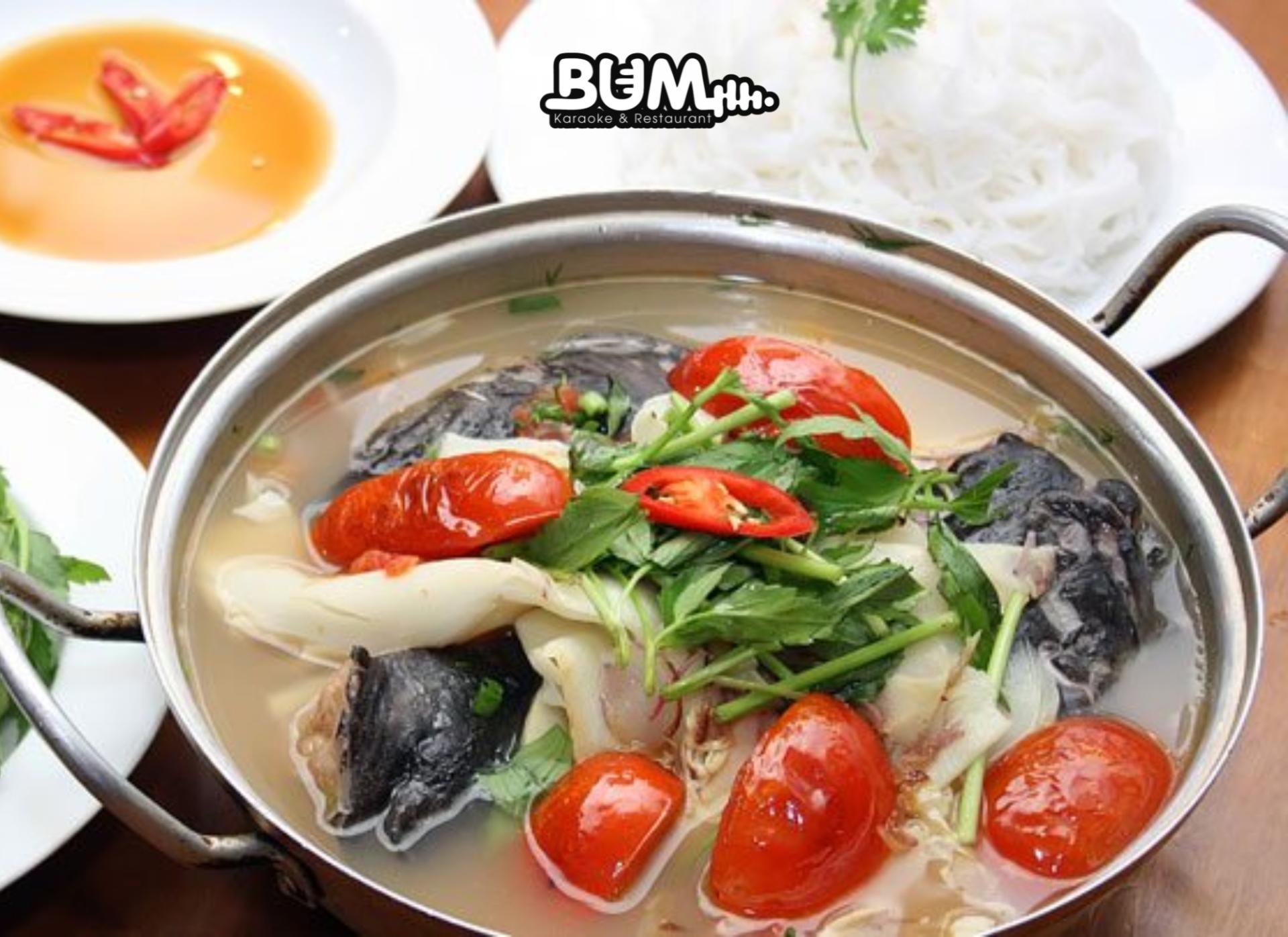 Lẩu cá lăng nấu măng chua